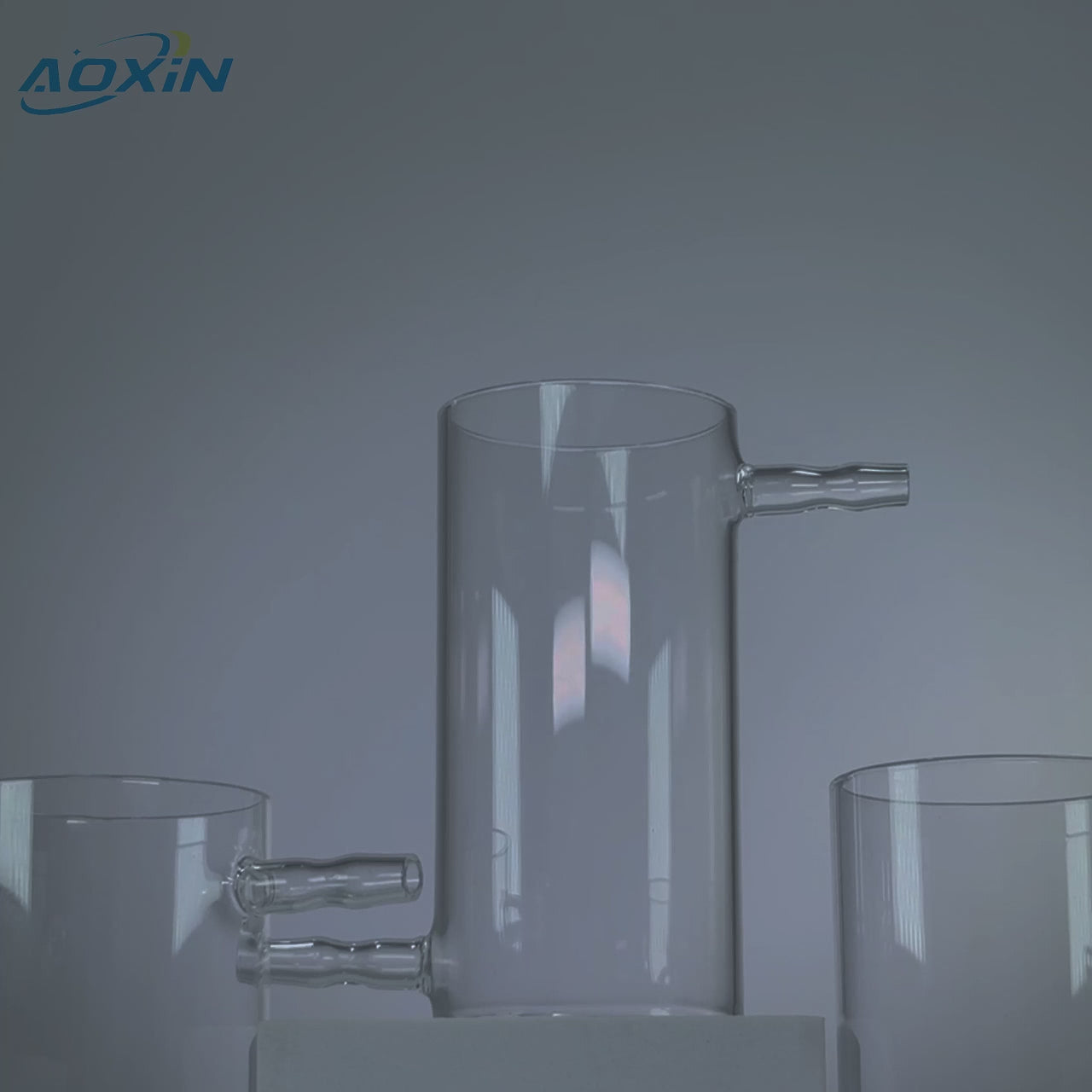 High purity quartz beaker with side arms, showcasing its cylindrical shape and suitability for high temperature and chemical resistant lab applications